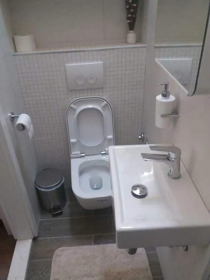 Room Mate Split